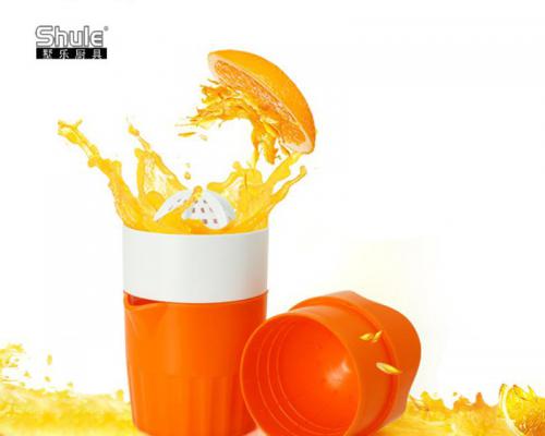 Manual Plastic Orange Juicer